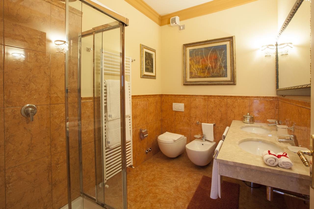 Martins De Luxe Aparthotel