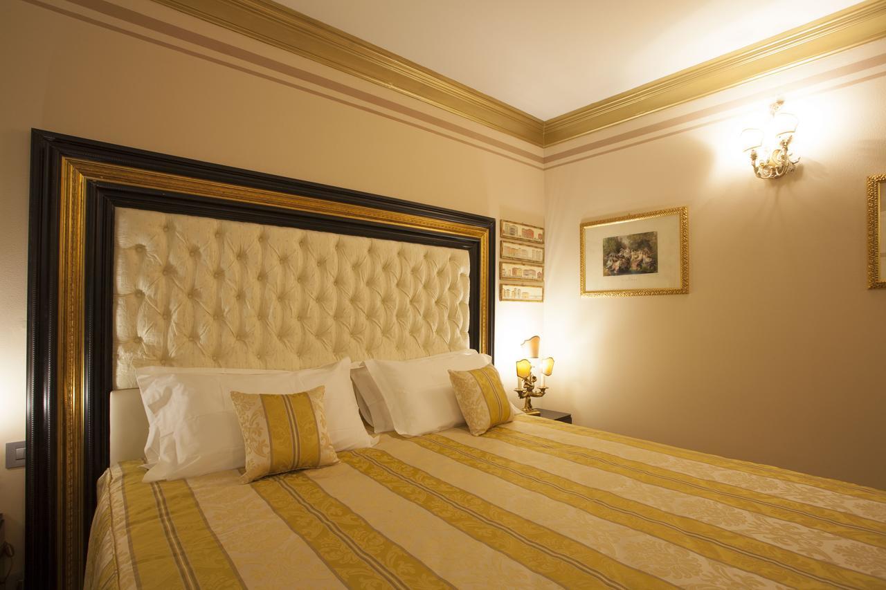 Martins De Luxe Aparthotel
